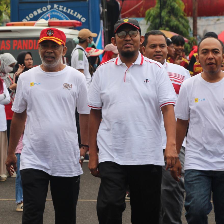 Kepala Dinas PMD Bersama Bupati Sumenep melalui JJS Mengajak Masyarakat Hidup Sehat 